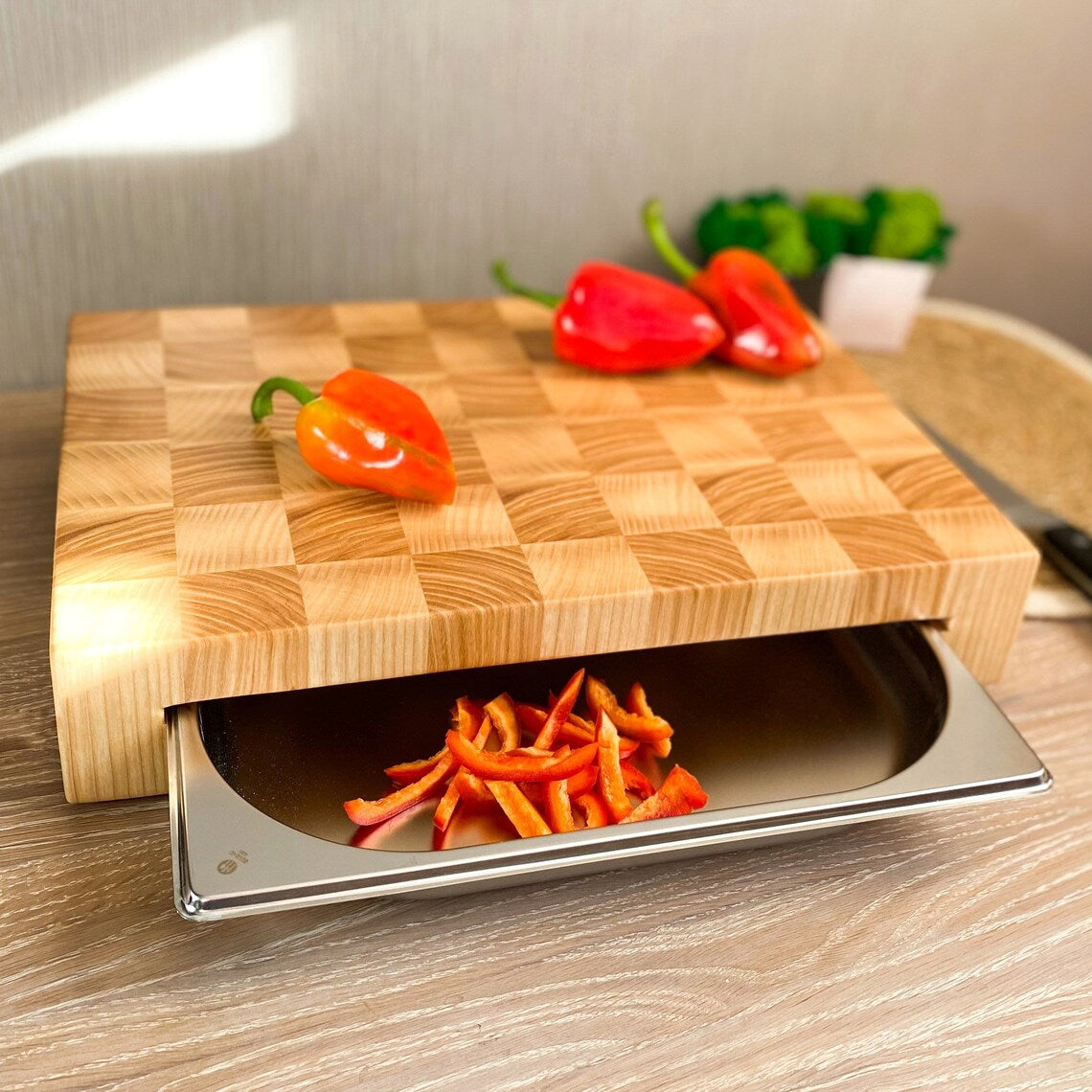 End-Grain Charcuterie Boards – A Statement of Craftsmanship and Quality