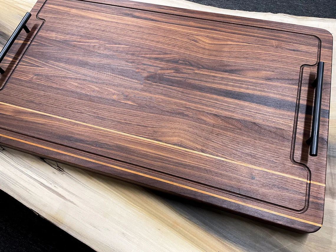 End-Grain Charcuterie Boards – A Statement of Craftsmanship and Quality