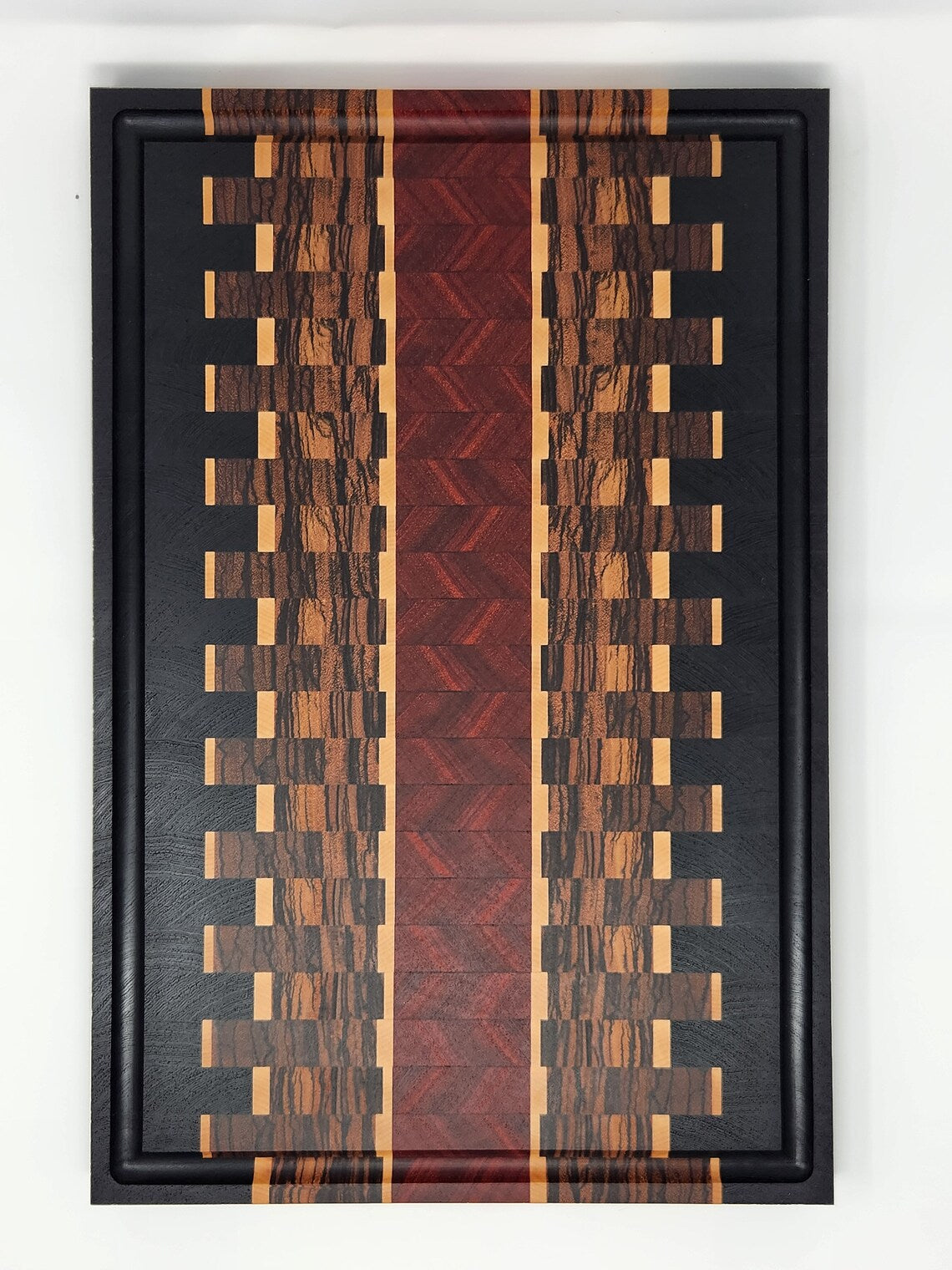 End-Grain Charcuterie Boards – A Statement of Craftsmanship and Quality